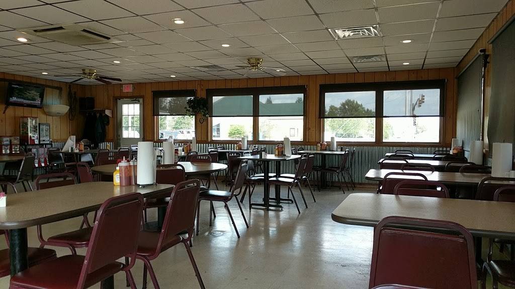 Triple E Bar-B-Q East | restaurant | 906 E Deyoung St, Marion, IL 62959, USA | 6189971369 OR +1 618-997-1369