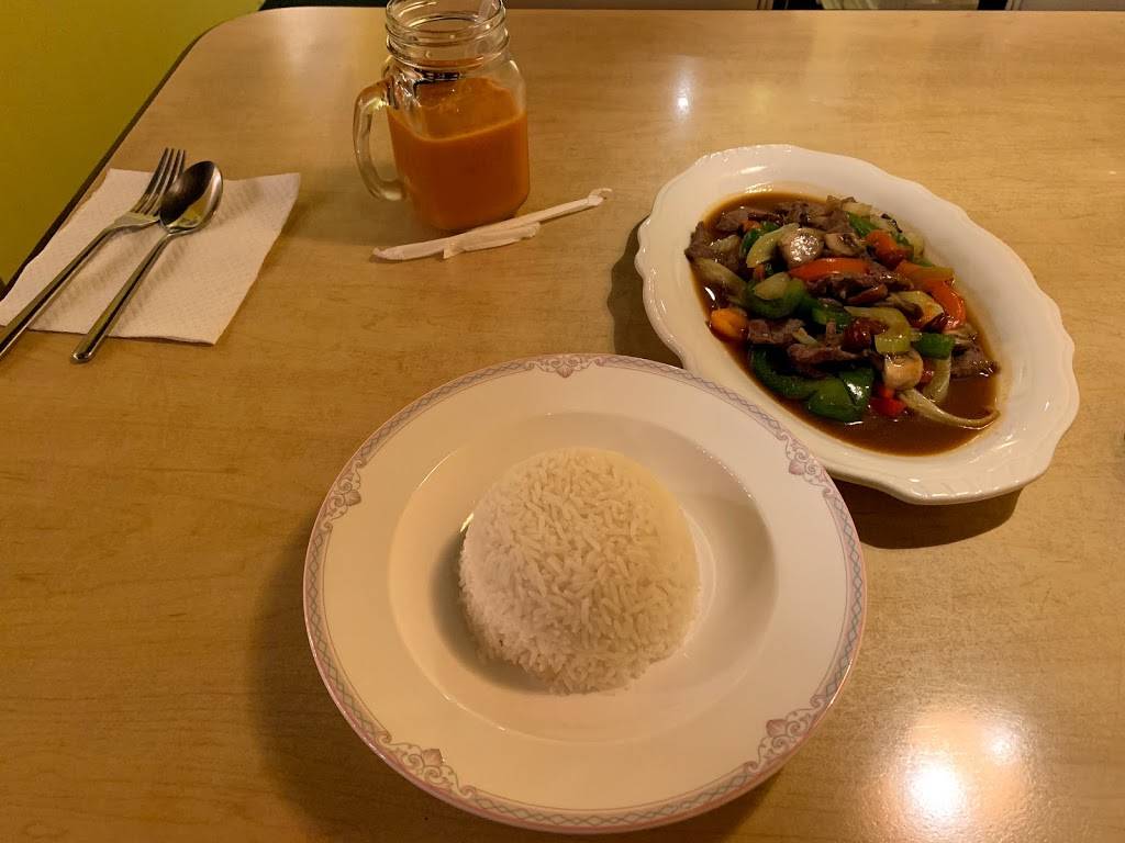 Queen Bees Thai Kitchen | restaurant | 3781 S Nova Rd p, Port Orange, FL 32129, USA | 3862369919 OR +1 386-236-9919