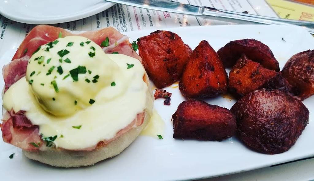 Cafe Ba-Ba-Reeba! | restaurant | 2024 N Halsted St, Chicago, IL 60614, USA | 7739355000 OR +1 773-935-5000