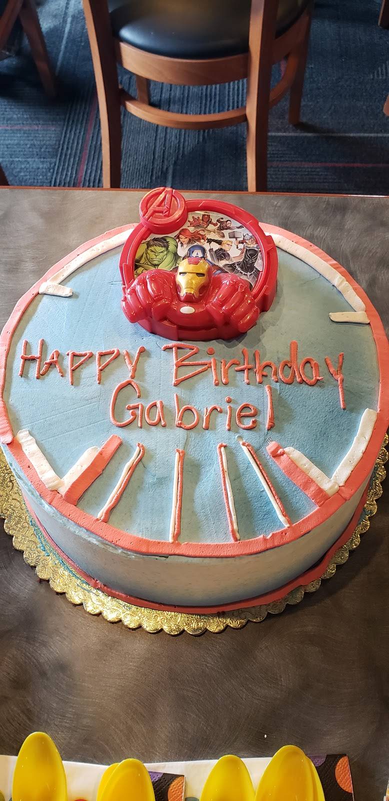 Cuscatleca Bakery | bakery | 3949, 2501 Sunset Blvd, Los Angeles, CA 90026, USA | 2134830432 OR +1 213-483-0432