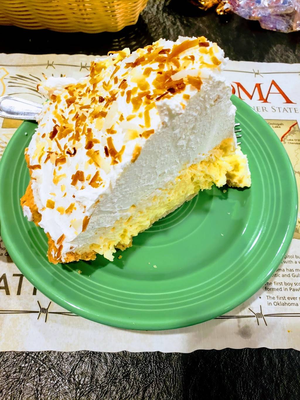 Hammett House Restaurant | restaurant | 1616 W Will Rogers Blvd, Claremore, OK 74017, USA | 9183417333 OR +1 918-341-7333