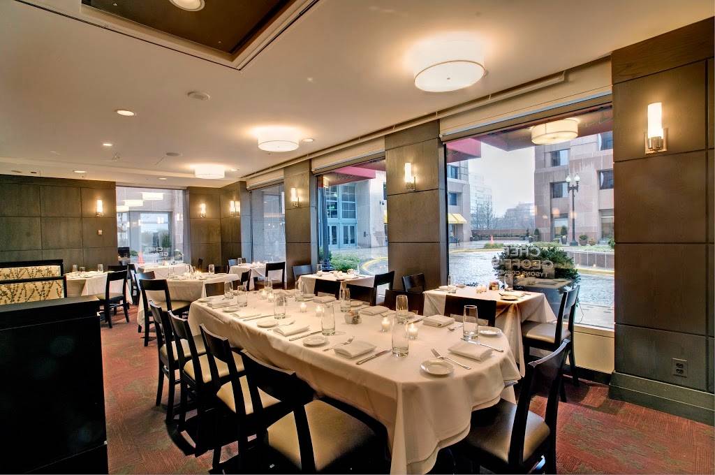 Chef Geoffs Tysons | restaurant | 8045 Leesburg Pike suite 120, Vienna, VA 22182, USA | 5712826003 OR +1 571-282-6003