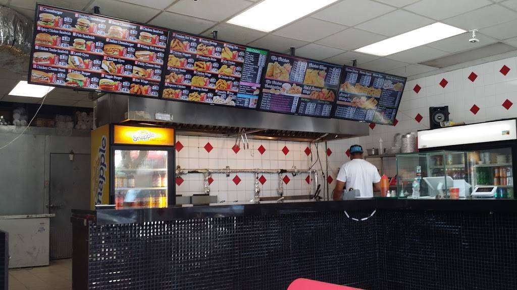 Crown Grill Chicken and Salad | restaurant | 1719 Pitkin Ave, Brooklyn, NY 11212, USA | 7184952000 OR +1 718-495-2000