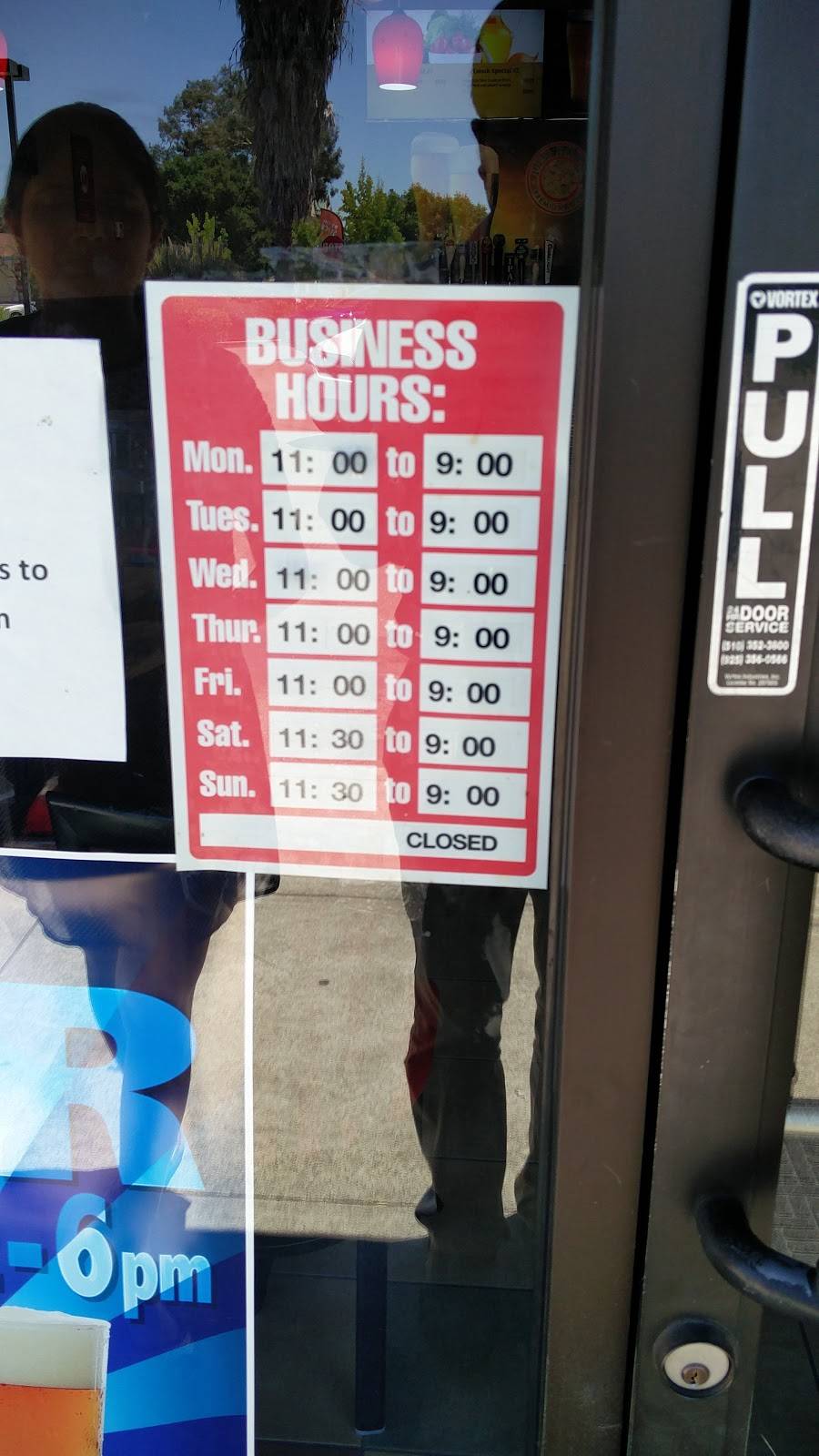 Blue Robin Premium Pizza | restaurant | 132 S Vasco Rd, Livermore, CA 94551, USA | 9254476000 OR +1 925-447-6000