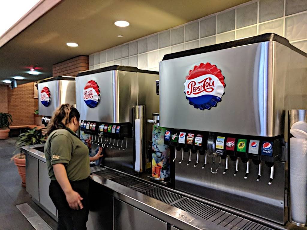 The Patio- Bolingbrook | restaurant | 151 S Weber Rd, Bolingbrook, IL 60490, USA | 6302269696 OR +1 630-226-9696