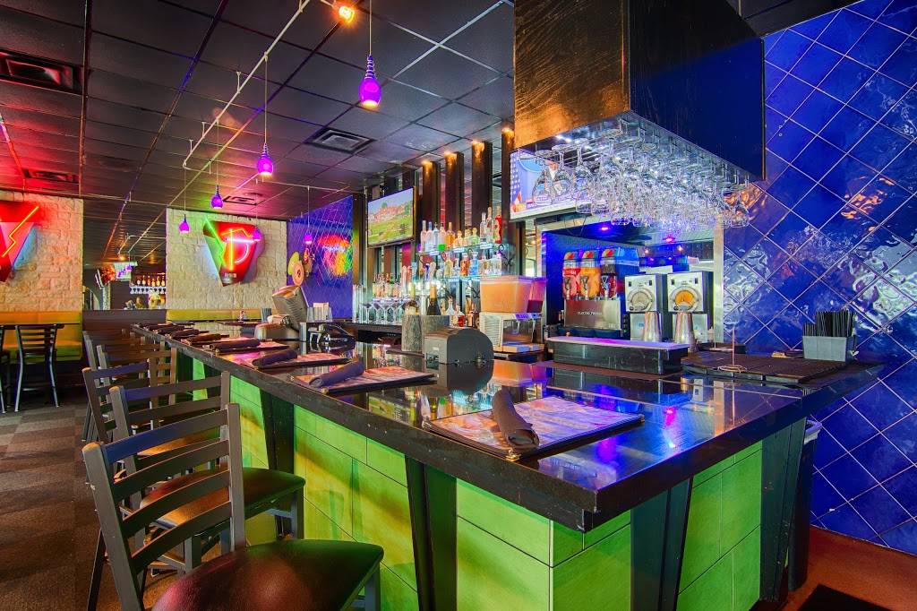 Rio Mambo | restaurant | Cityview Center, 6125 SW Loop 820 #820, Fort Worth, TX 76132, USA | 8174233124 OR +1 817-423-3124