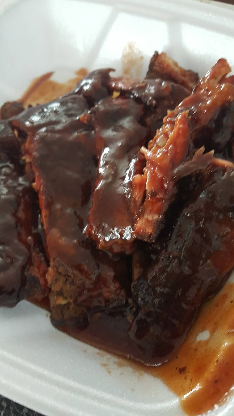 Dem 2 Brothers BBQ Takeout | restaurant | 9941 Old Town Rd, London, WV 25126, USA | 3045957990 OR +1 304-595-7990