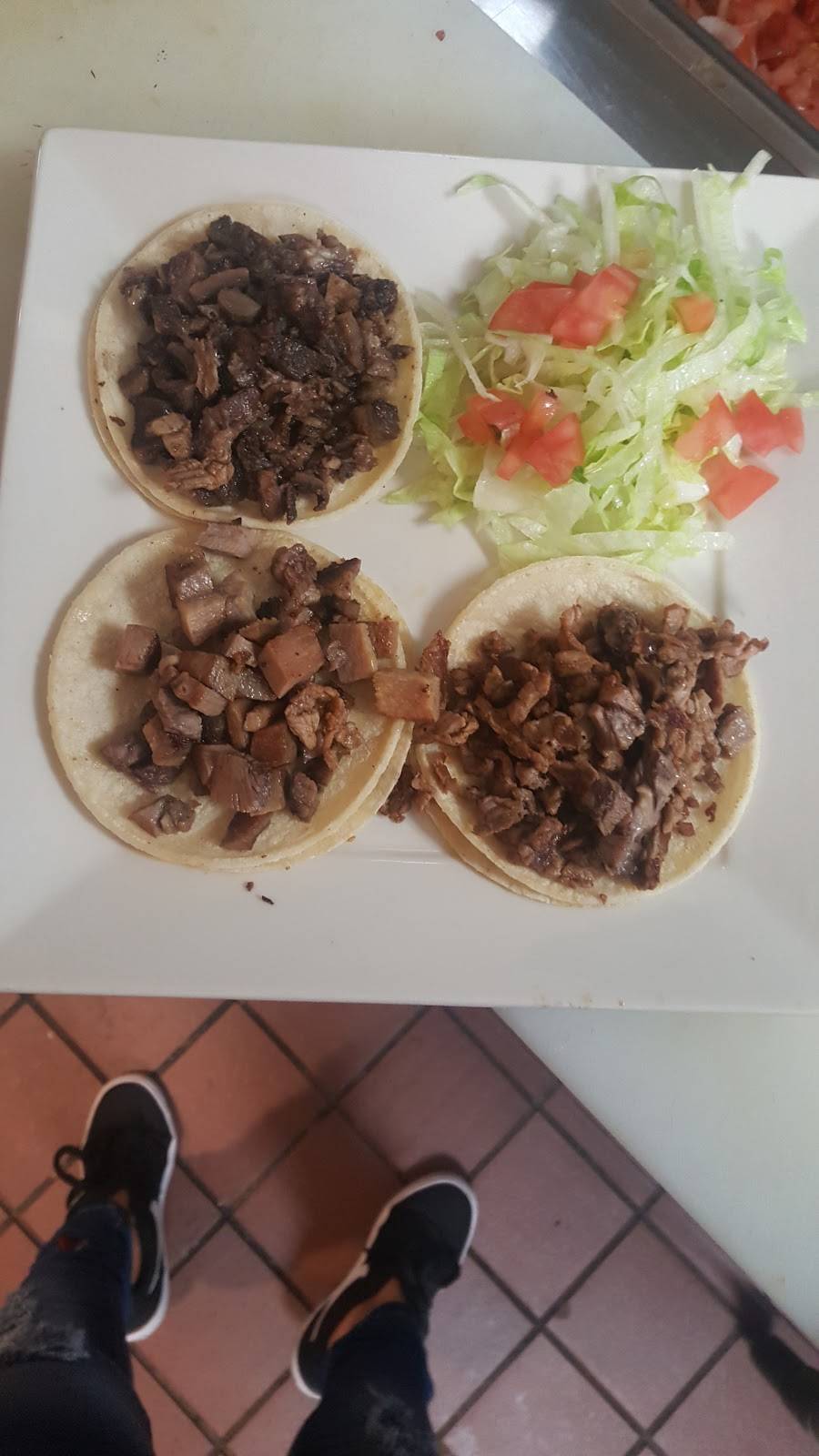 Taqueria Y Mariscos La Mission | restaurant | 1920 Creston Rd, Paso Robles, CA 93446, USA | 8052270806 OR +1 805-227-0806