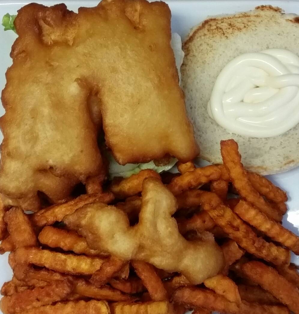 Golden Fish & Chips | restaurant | 684 St David St N, Fergus, ON N1M 2K8, Canada | 5198432740 OR +1 519-843-2740