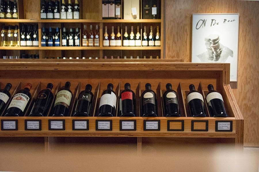 Honor Wines and Spirits | meal takeaway | 114 S Beverly Dr, Beverly Hills, CA 90212, USA | 3105504557 OR +1 310-550-4557