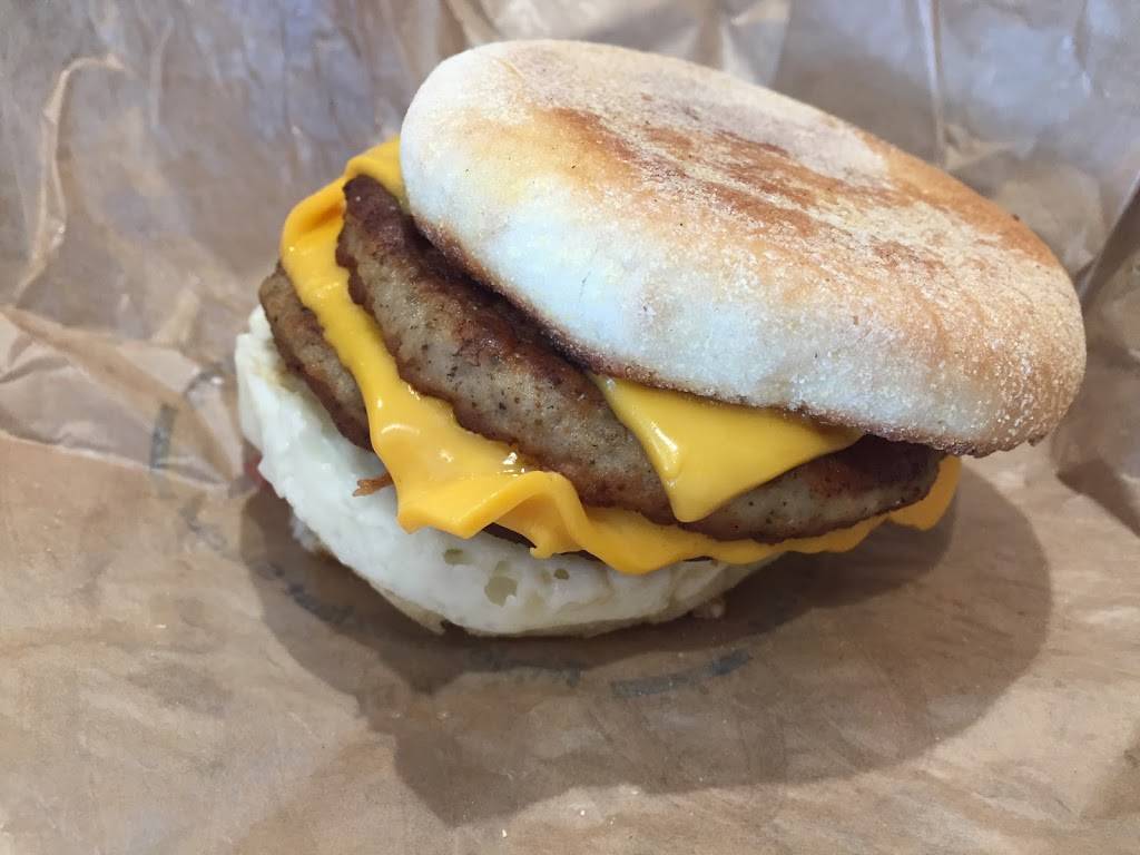 McDonalds | cafe | 640 Long Beach Boulevard, Long Beach, CA 90813, USA | 5624376186 OR +1 562-437-6186