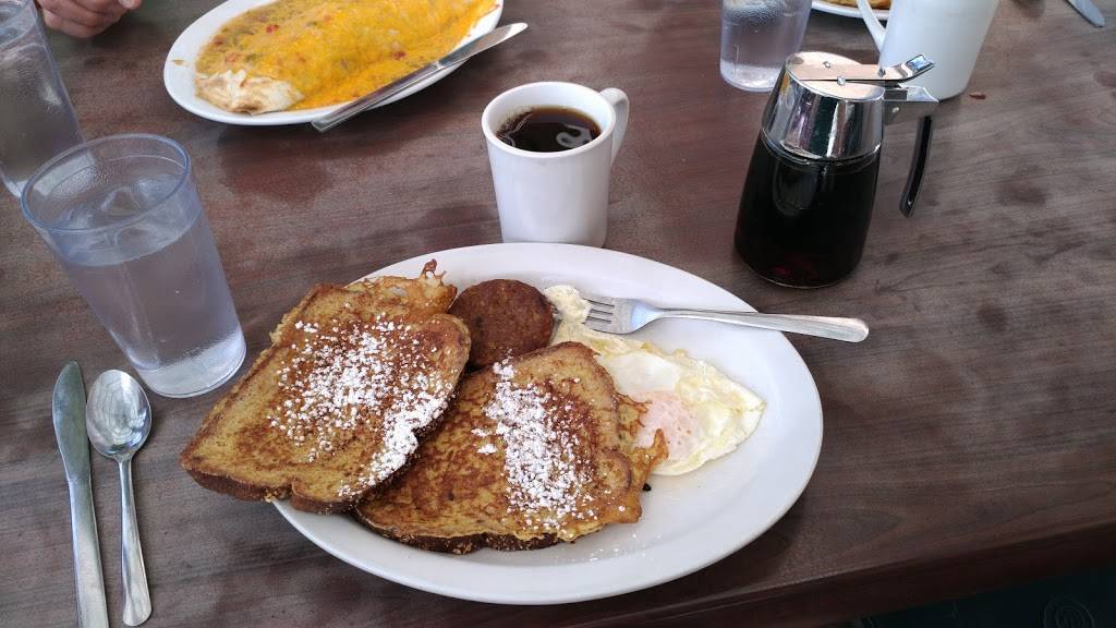 Dots Diner | restaurant | 2716 28th St, Boulder, CO 80301, USA | 3034491323 OR +1 303-449-1323