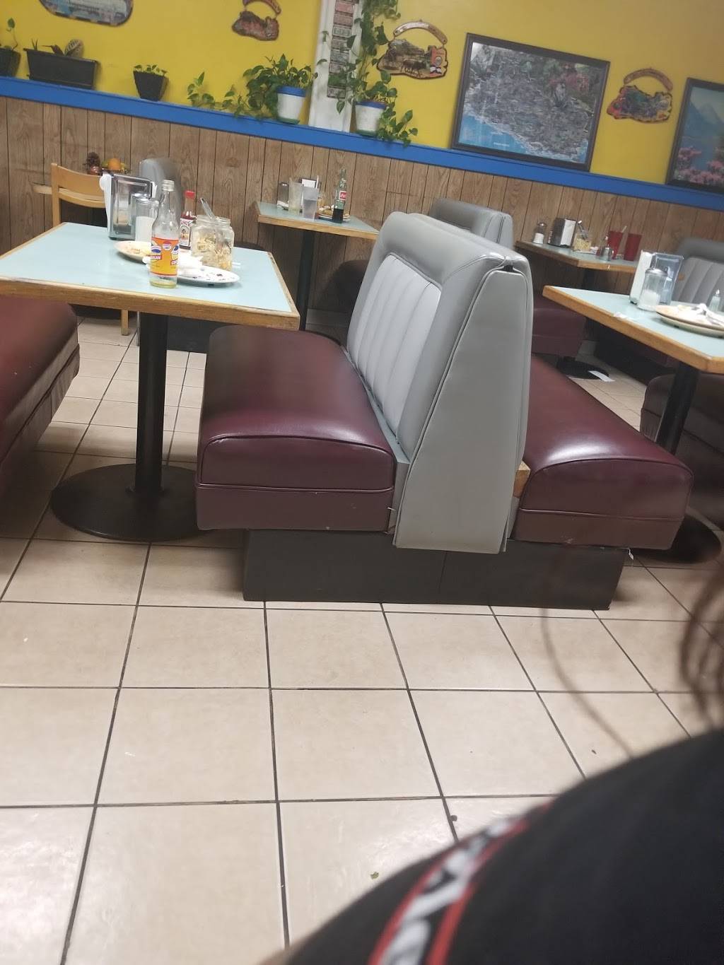 Restaurante y Pupuseria Comalapa #2 | restaurant | 1781 W Lincoln Ave, Anaheim, CA 92802, USA | 7145350809 OR +1 714-535-0809