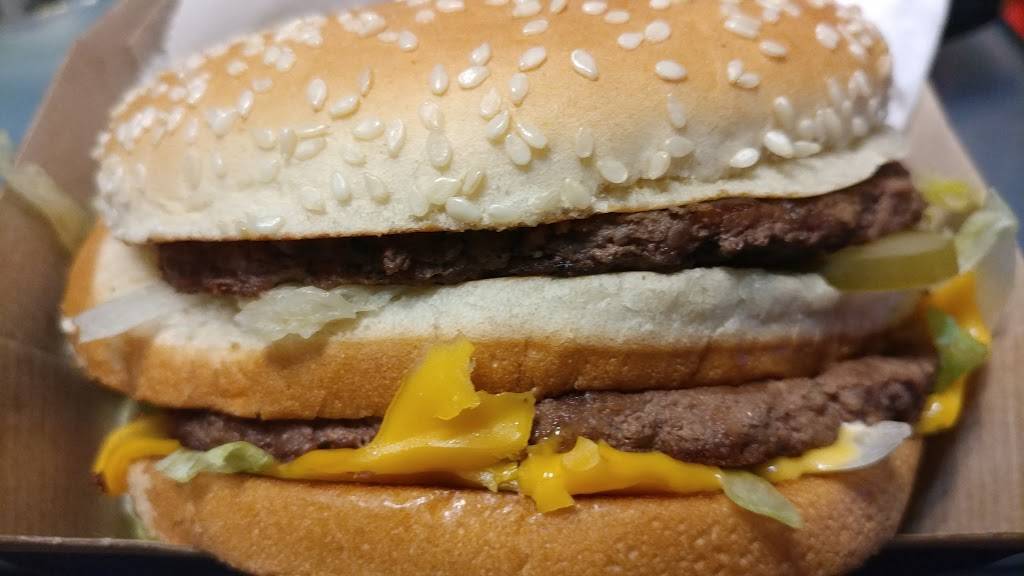 McDonalds | cafe | 1951 N Western Ave, Chicago, IL 60647, USA | 7732762366 OR +1 773-276-2366