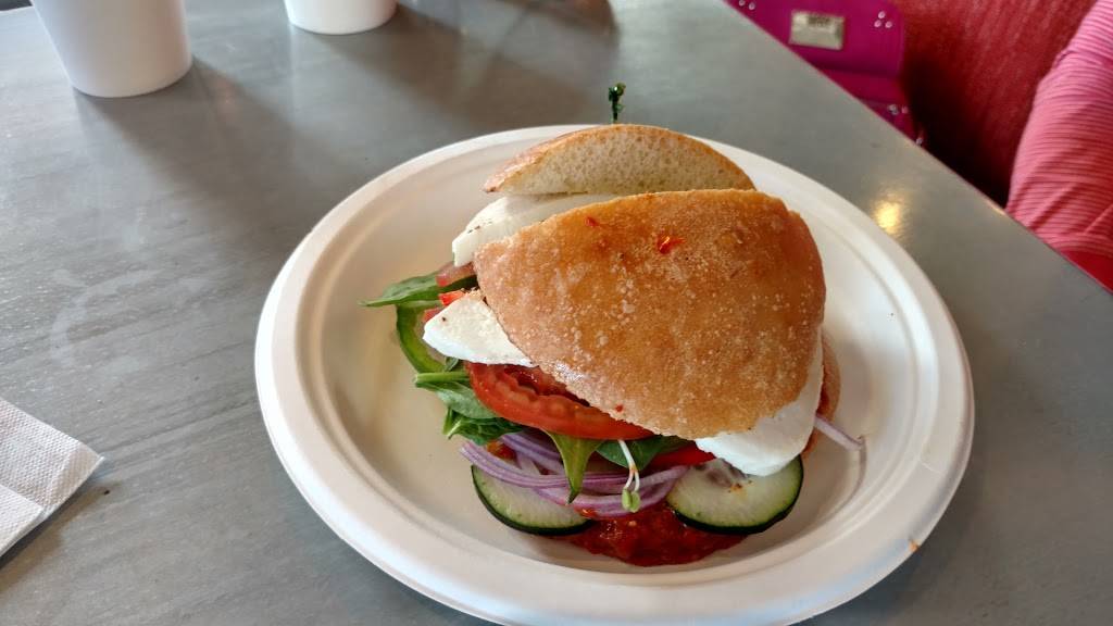 Specialtys Café & Bakery | cafe | 5331 Hopyard Rd, Pleasanton, CA 94588, USA | 8775022837 OR +1 877-502-2837