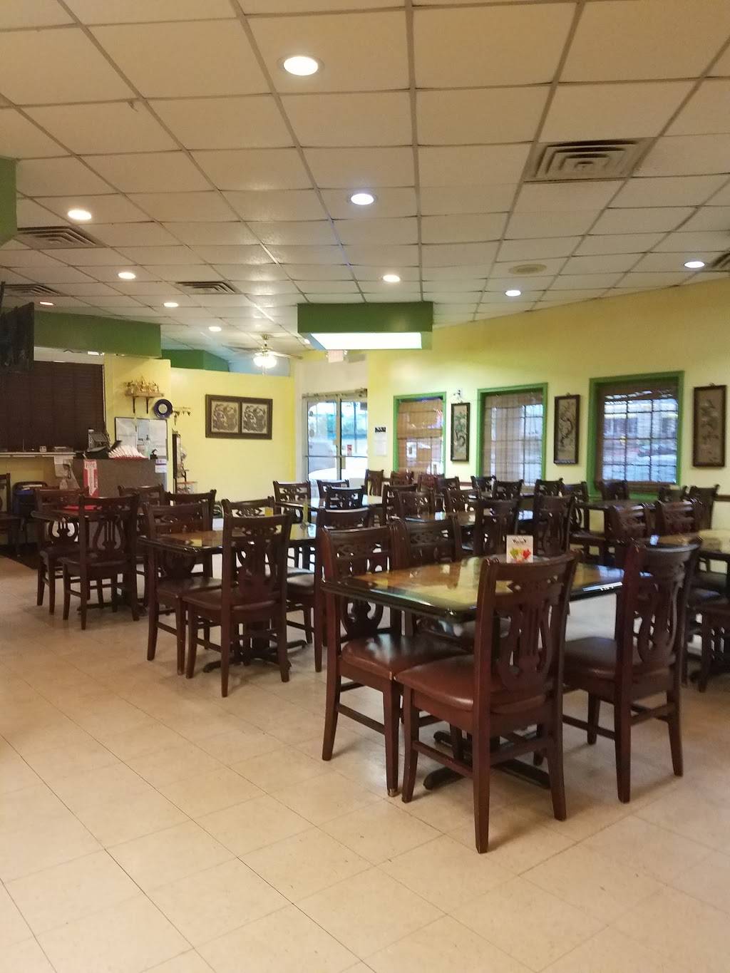 Baitong Thai restaurant | restaurant | 6934 W Military Dr, San Antonio, TX 78227, USA | 2103547677 OR +1 210-354-7677