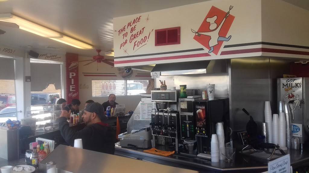 Harlo Grill | restaurant | 2300 W North Ave, Melrose Park, IL 60160, USA | 7083448353 OR +1 708-344-8353