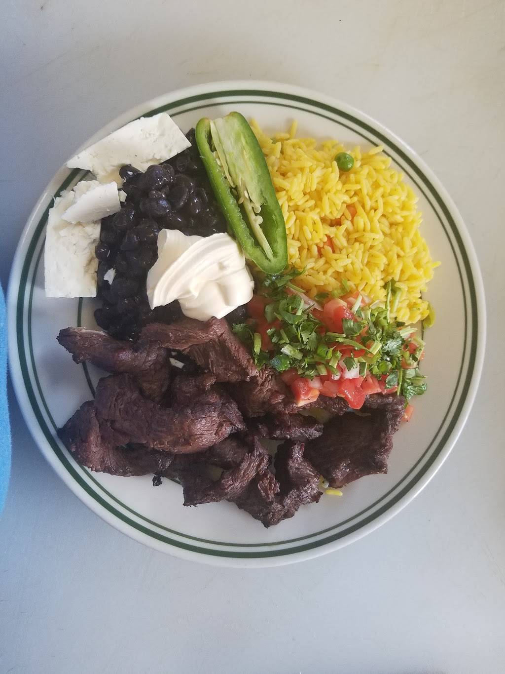 Corinteño restaurante | restaurant | 147 Malvern St, Newark, NJ 07105, USA | 8622377210 OR +1 862-237-7210