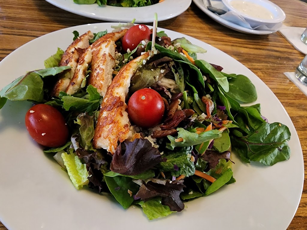 Adels Restaurant | restaurant | 1724 Broadway St, Eureka, CA 95501, USA | 7074459777 OR +1 707-445-9777