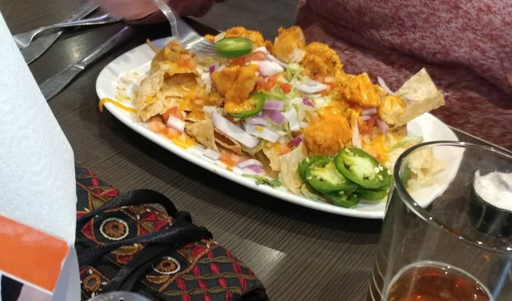 Buffalo Wings & Rings | restaurant | 2809 US-25 Ste 6030, Crestview Hills, KY 41017, USA | 8593319464 OR +1 859-331-9464