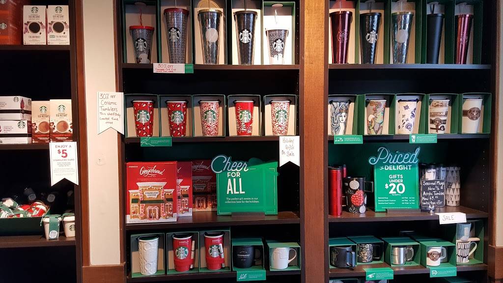 Starbucks | cafe | 7514 Redwood Blvd, Novato, CA 94945, USA | 4158782002 OR +1 415-878-2002