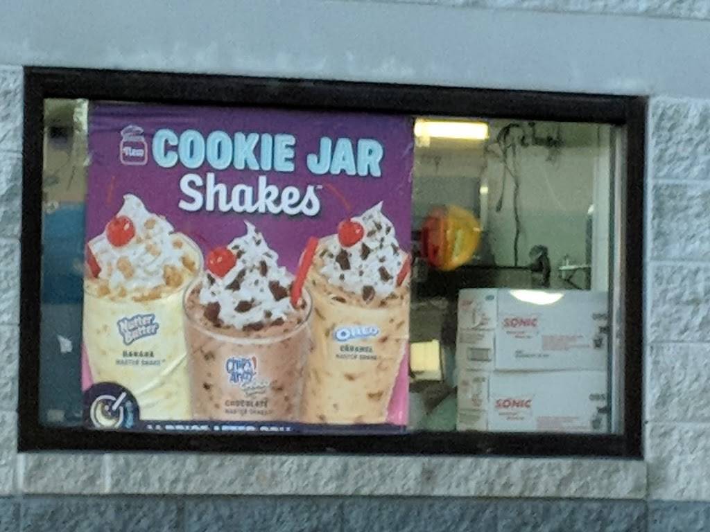 Sonic Drive-In | restaurant | 290 Wilson Ave, Hanover, PA 17331, USA | 7176320401 OR +1 717-632-0401