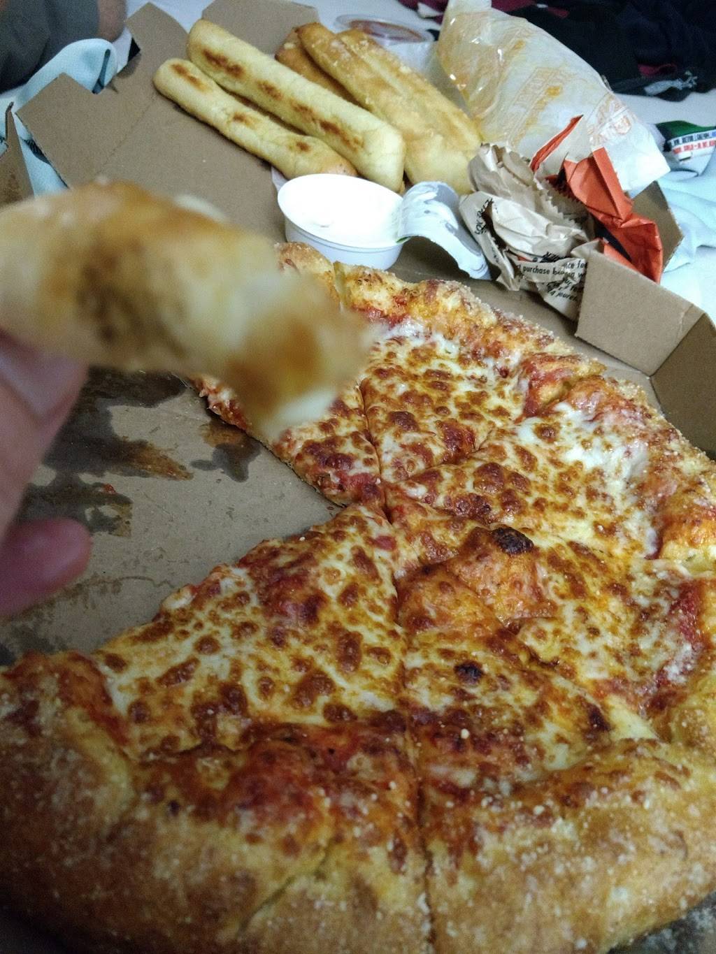 Little Caesars Pizza | meal takeaway | 3747 Tecumseh Rd E, Windsor, ON N8W 1H8, Canada | 5199441020 OR +1 519-944-1020