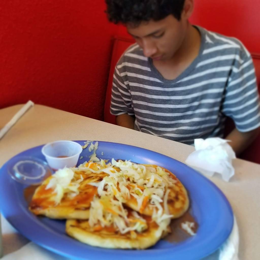 Ilobasco Restaurante & Pupuseria | restaurant | 3008 W Gate City Blvd, Greensboro, NC 27403, USA | 3367639162 OR +1 336-763-9162