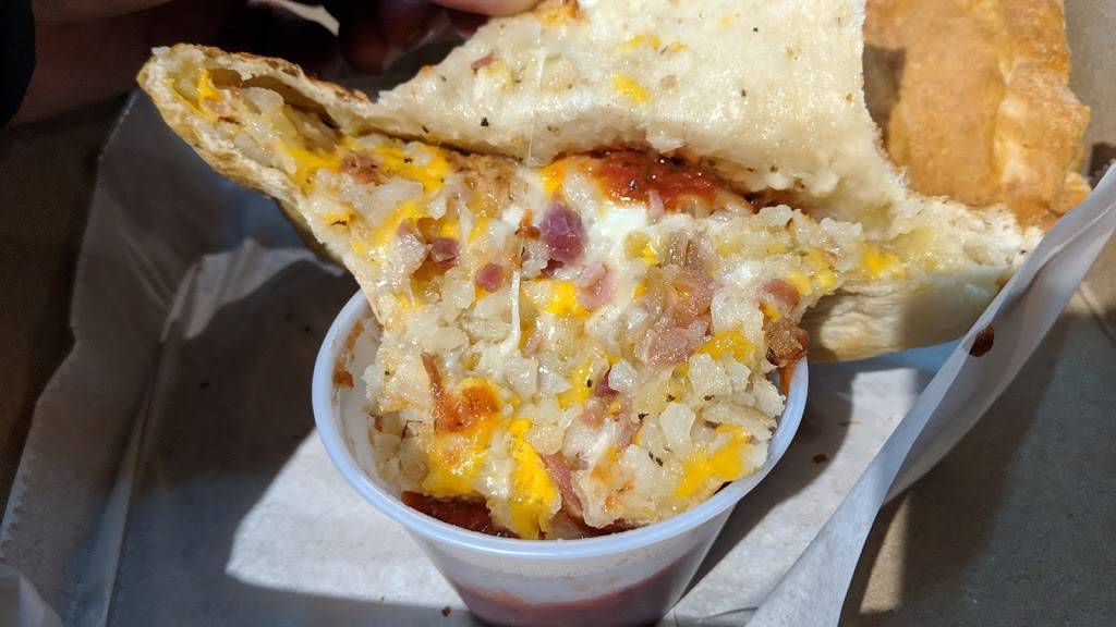 D.P. Dough | restaurant | 2711 W Michigan Ave, Kalamazoo, MI 49006, USA | 2694438000 OR +1 269-443-8000