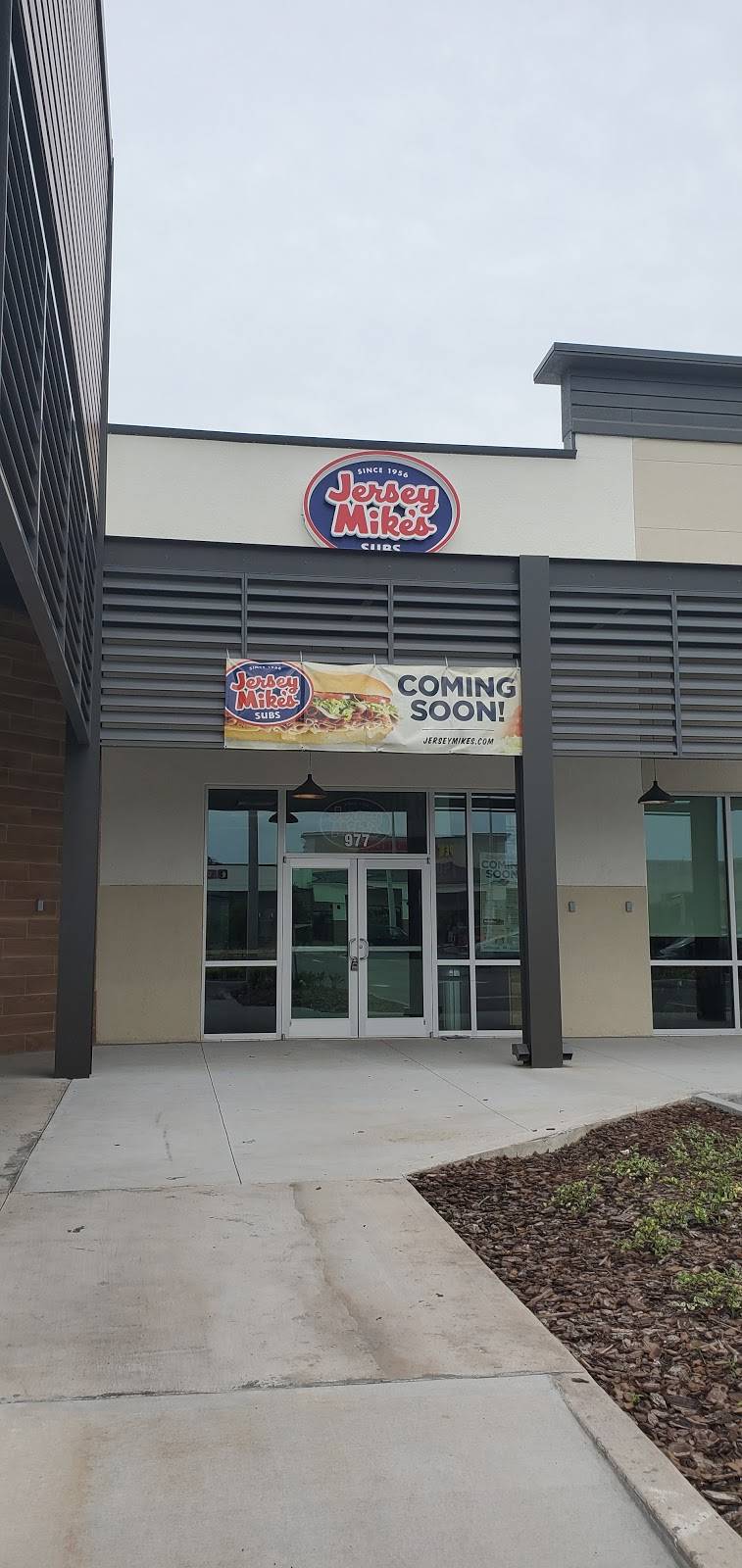 Jersey Mikes Subs | meal takeaway | 977 E Bloomingdale Ave, Brandon, FL 33511, USA | 8135659697 OR +1 813-565-9697