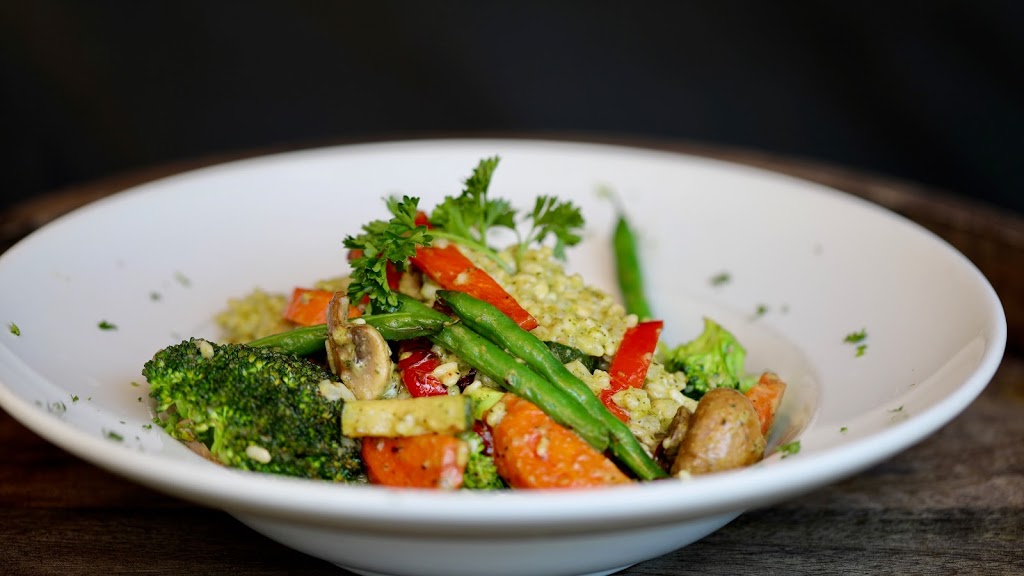 Mia Fusion Cuisine | restaurant | 1562 Constitution Blvd, Salinas, CA 93905, USA | 8319988310 OR +1 831-998-8310