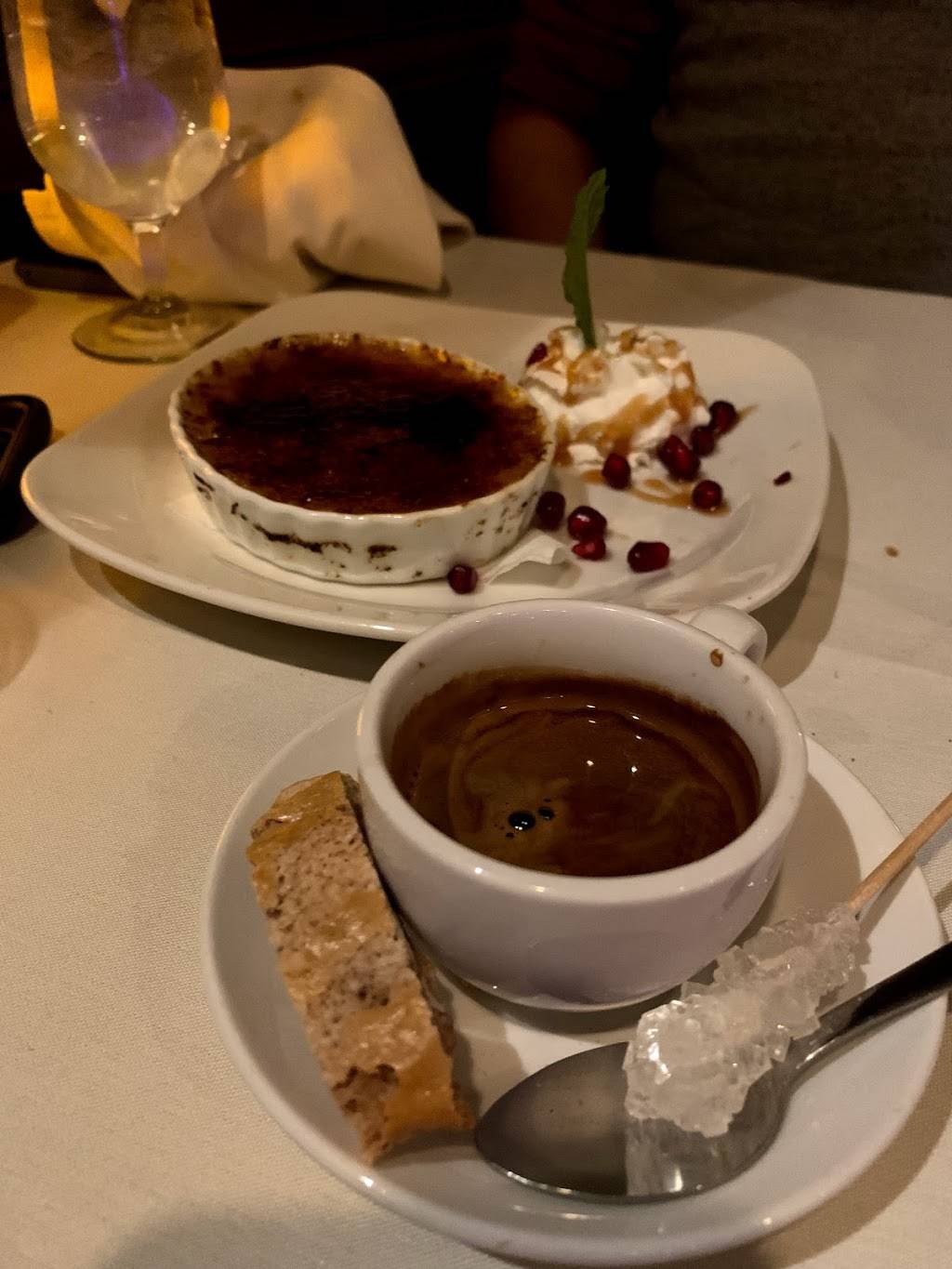 The Waters Edge at Giovannis | restaurant | 2748 Boston Post Rd, Darien, CT 06820, USA | 2033259979 OR +1 203-325-9979