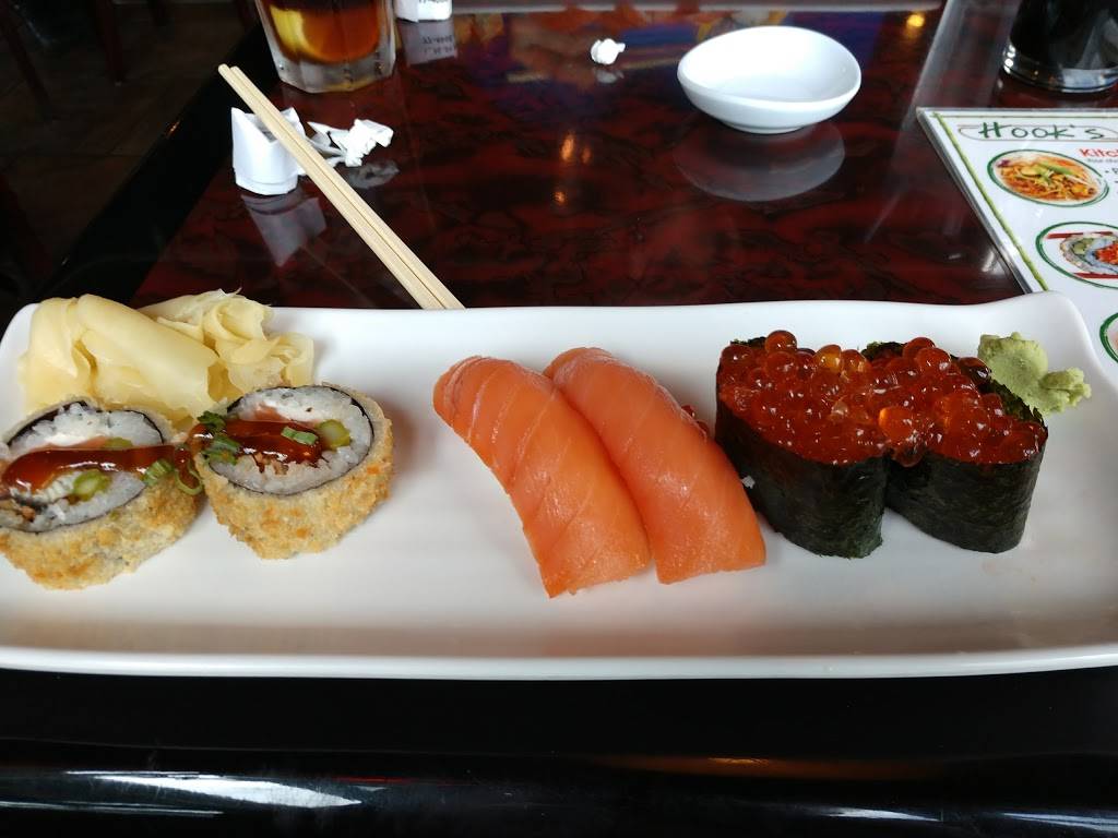 Hooks on 9th | restaurant | 1210 Dr M.L.K. Jr St N, St. Petersburg, FL 33705, USA | 7278984665 OR +1 727-898-4665