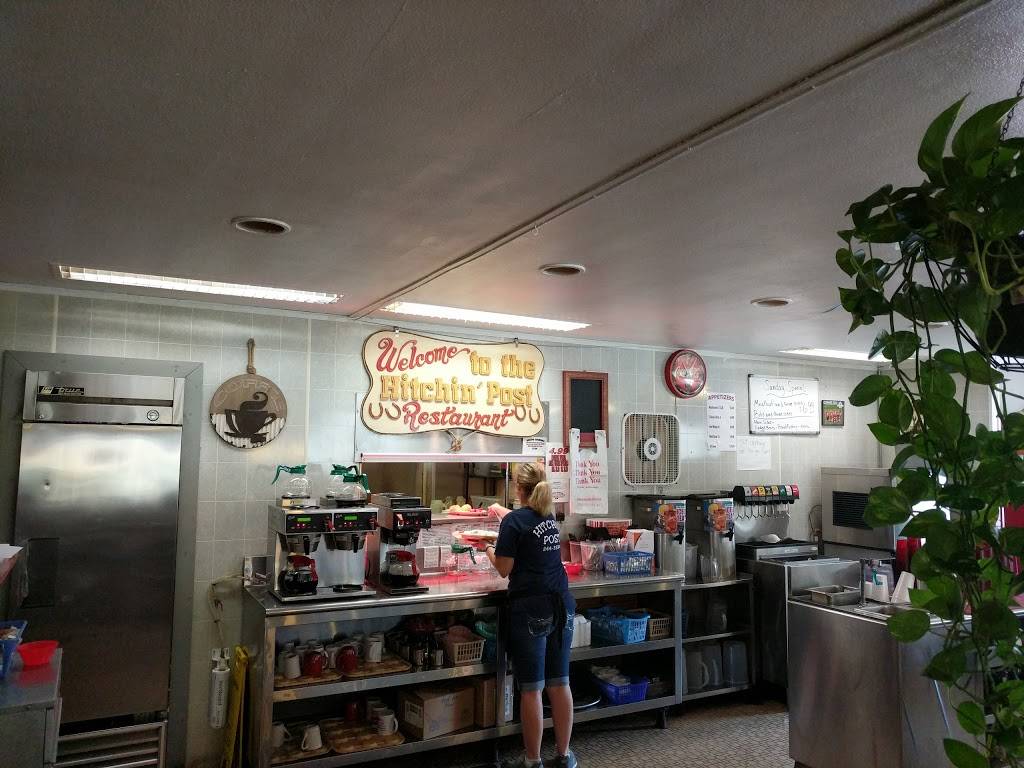 Hitching Post Restaurant | restaurant | 1420 Salem Rd, Mt Vernon, IL 62864, USA | 6182443534 OR +1 618-244-3534