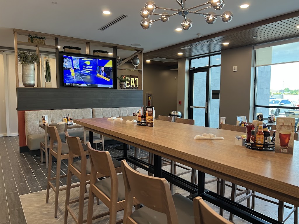 Burger Theory | restaurant | 75 Belinda Pkwy, Mt. Juliet, TN 37122, USA | 6158297780 OR +1 615-829-7780