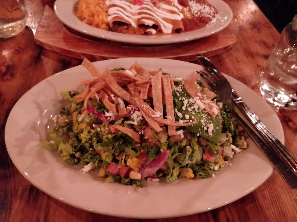 El Centro | restaurant | 236 Washington St, Brookline, MA 02445, USA | 6172324200 OR +1 617-232-4200