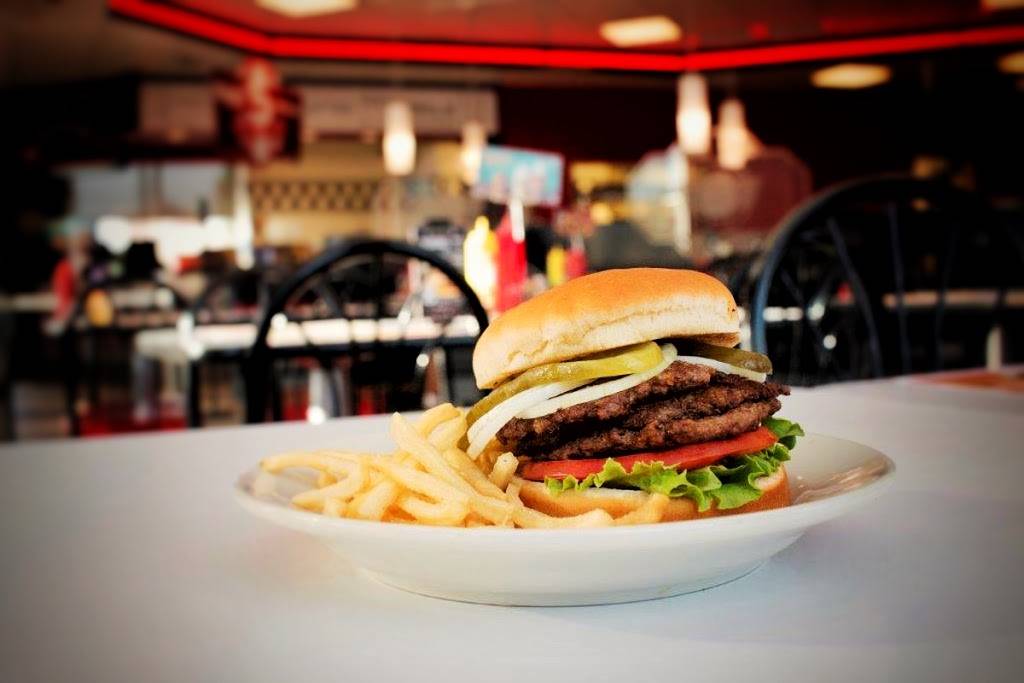 Steak n Shake | restaurant | 3247 E Battlefield Rd, Springfield, MO 65804, USA | 4178897887 OR +1 417-889-7887