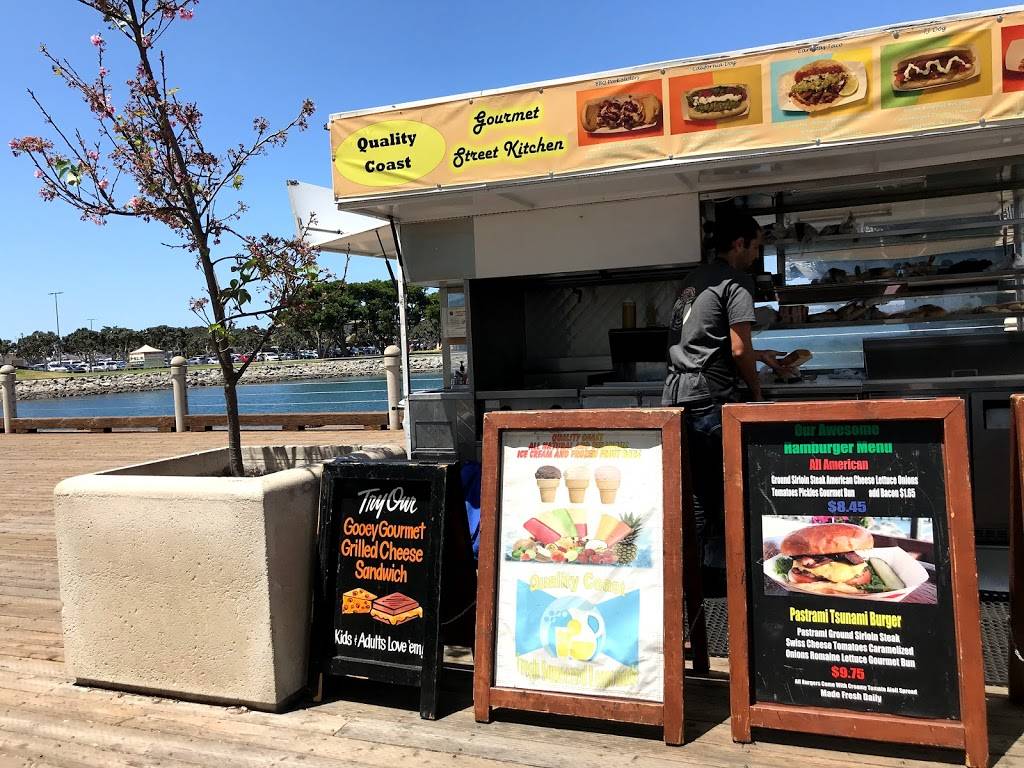 Quality Coast Gourmet Street Kitchen | restaurant | 910 N Harbor Dr, San Diego, CA 92132, USA | 6194439192 OR +1 619-443-9192