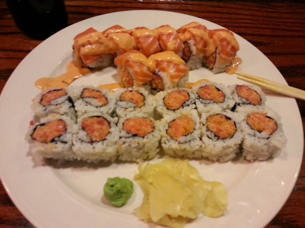 Fuji Hibachi Steak House and Sushi Bar | restaurant | 485 Georges Rd, Dayton, NJ 08810, USA | 7322748830 OR +1 732-274-8830