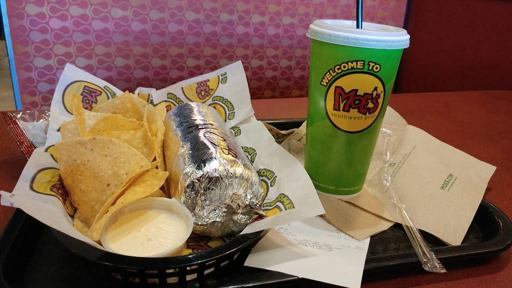 Moes Southwest Grill | restaurant | 2565 Hempstead Turnpike, East Meadow, NY 11554, USA | 5165205160 OR +1 516-520-5160