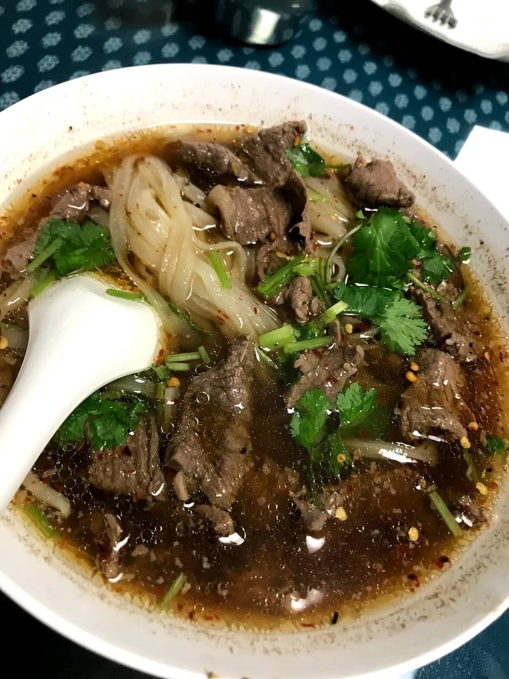 Queen of Thai Cuisine | restaurant | 14522 Crenshaw Blvd, Gardena, CA 90249, USA | 3103272844 OR +1 310-327-2844