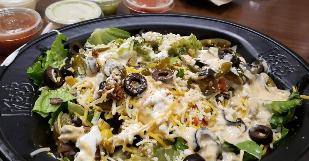 Moes Southwest Grill | restaurant | 3934 16th St, Moline, IL 61265, USA | 3097974383 OR +1 309-797-4383