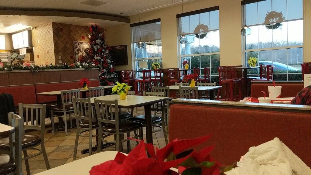 Chick-fil-A | restaurant | 205 Carmichael Way, Chesapeake, VA 23322, USA | 7574213586 OR +1 757-421-3586