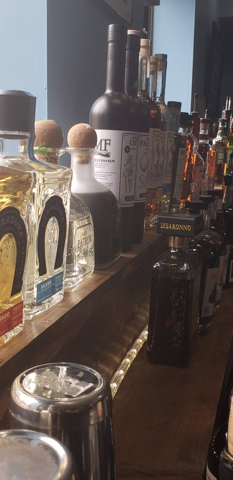 Franks Bar and Grill | restaurant | 728 Copeland St Floor 2, Pittsburgh, PA 15232, USA | 4127096068 OR +1 412-709-6068