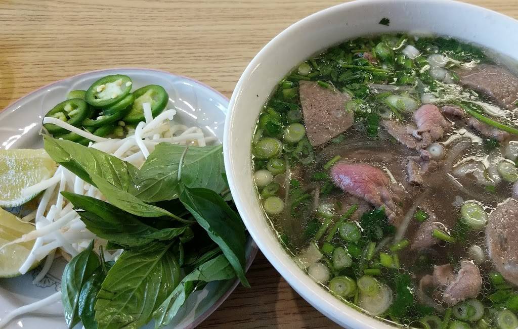 Pho Thanh Long Vietnamese Restaurant | restaurant | 2660 S Maryland Pkwy #21, Las Vegas, NV 89109, USA | 7028624448 OR +1 702-862-4448
