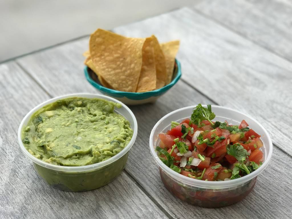 Cilantros Mexican take-out | restaurant | 138 Division St, Sag Harbor, NY 11963, USA | 6317254555 OR +1 631-725-4555