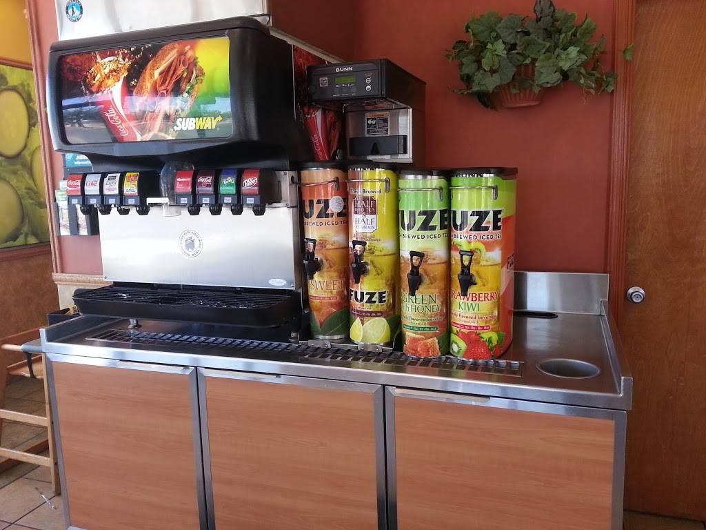 Subway | meal takeaway | 2523 N Main St Suite #100, Las Cruces, NM 88001, USA | 5755250930 OR +1 575-525-0930