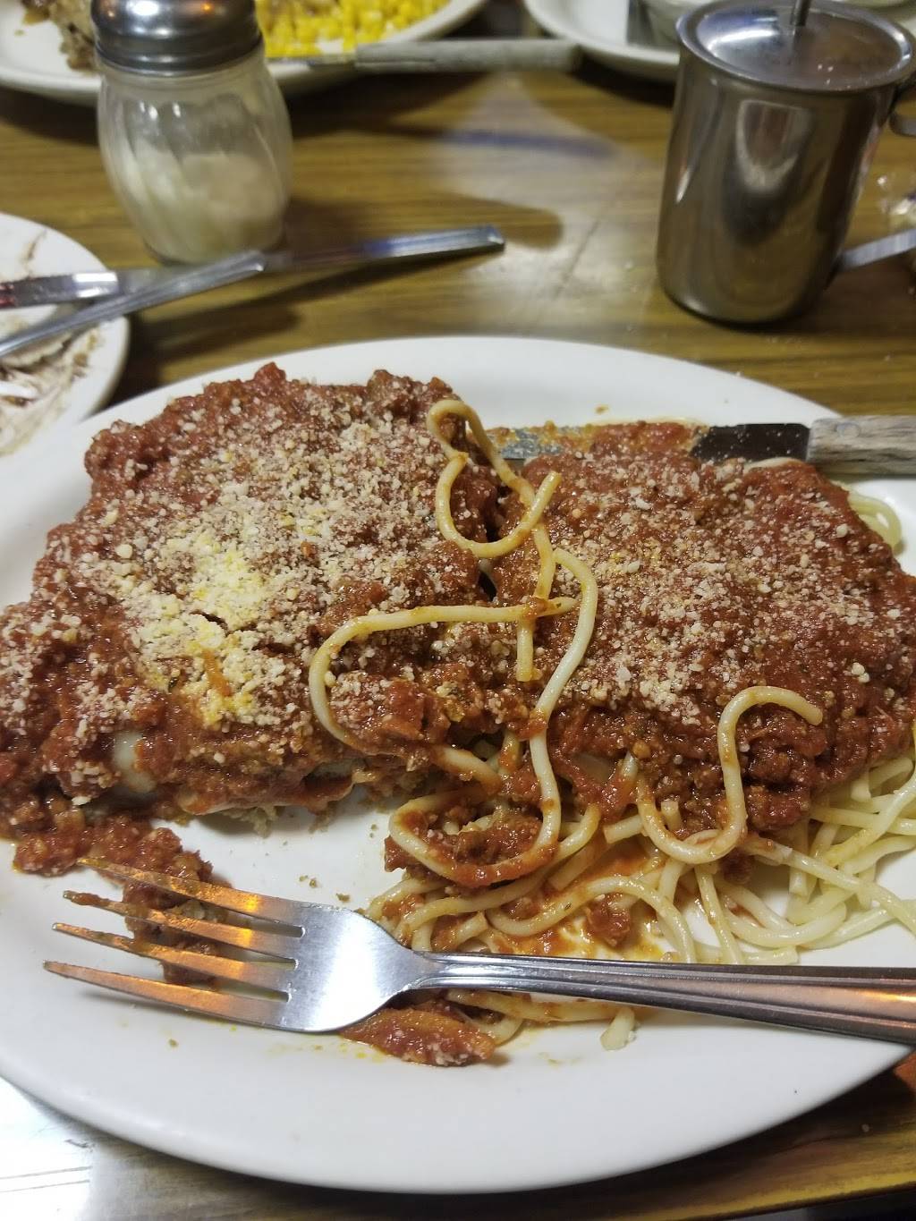 Canterbury Palace | restaurant | 27281 Grand River Ave, Redford Charter Twp, MI 48240, USA | 3135345454 OR +1 313-534-5454