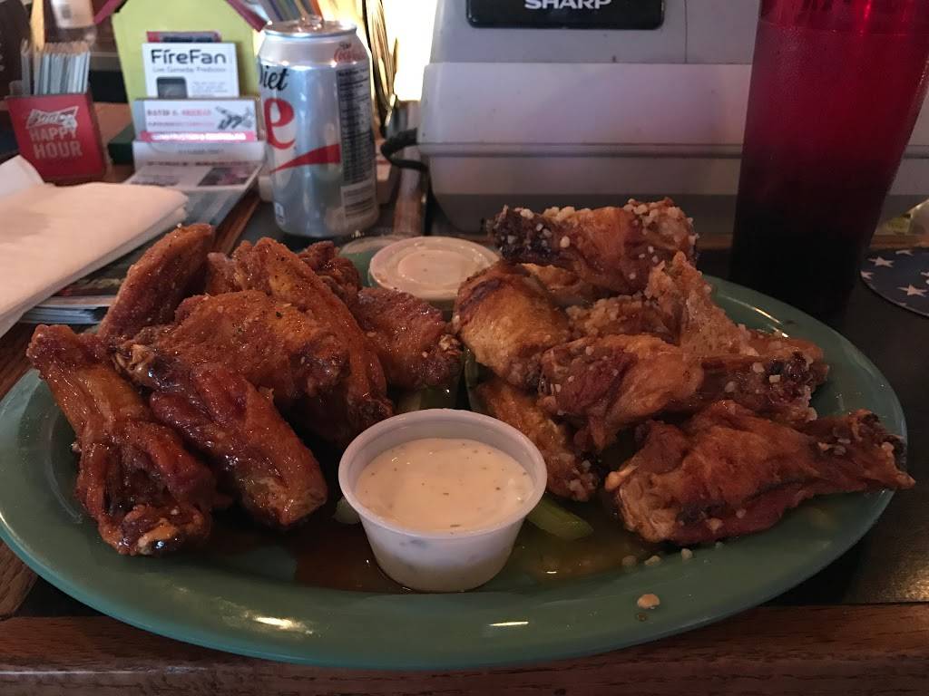 Chasers Sports Bar & Grill | restaurant | 8520 E Oak Island Dr, Oak Island, NC 28465, USA | 9102781500 OR +1 910-278-1500