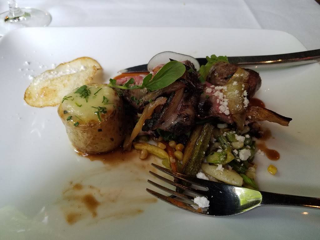 Artisanal Restaurant | restaurant | 1200 Dobbins Rd, Banner Elk, NC 28604, USA | 8288985395 OR +1 828-898-5395